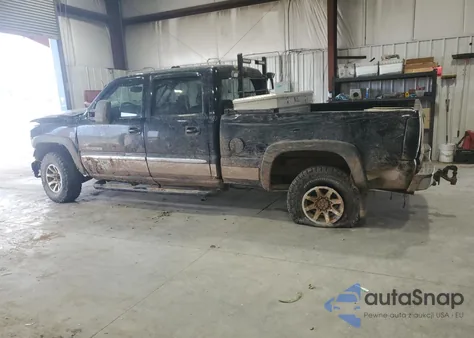 2006 GMC Sierra K2500 Heavy Duty from USA, damaged, VIN 1GTHK23D06F268544